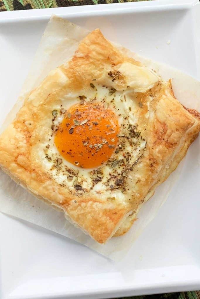 Egg Puff Pastry Breakfast Tart