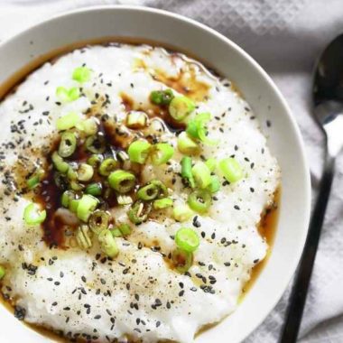 A Simple and delicious vegan rice porridge